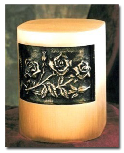 Regal Urn